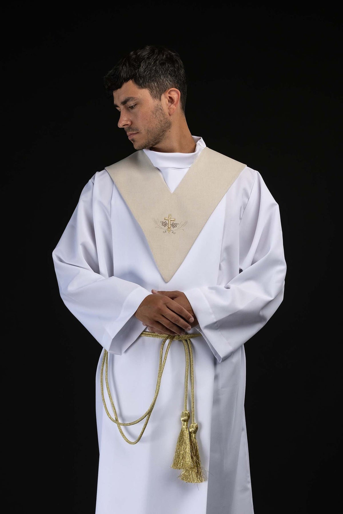 Ecru Lector's Pallium with Embroidered Gold Cross