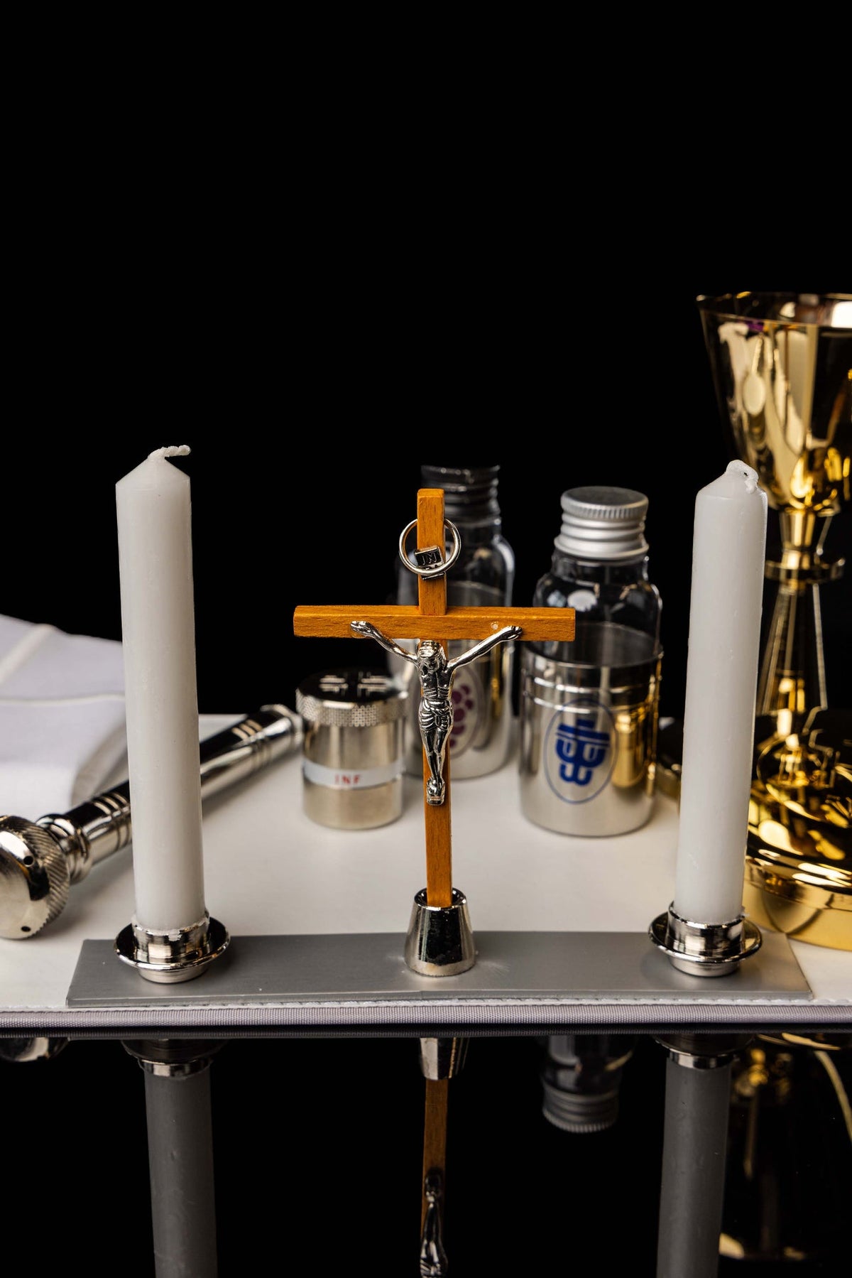 Economy Liturgical Equipment Case for Mass
