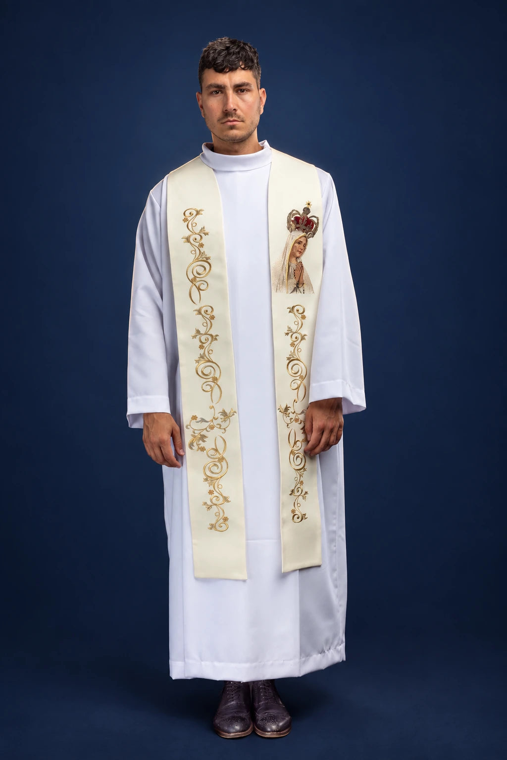Front view of a white stole with gold embroidery and an image of Our Lady of Fátima