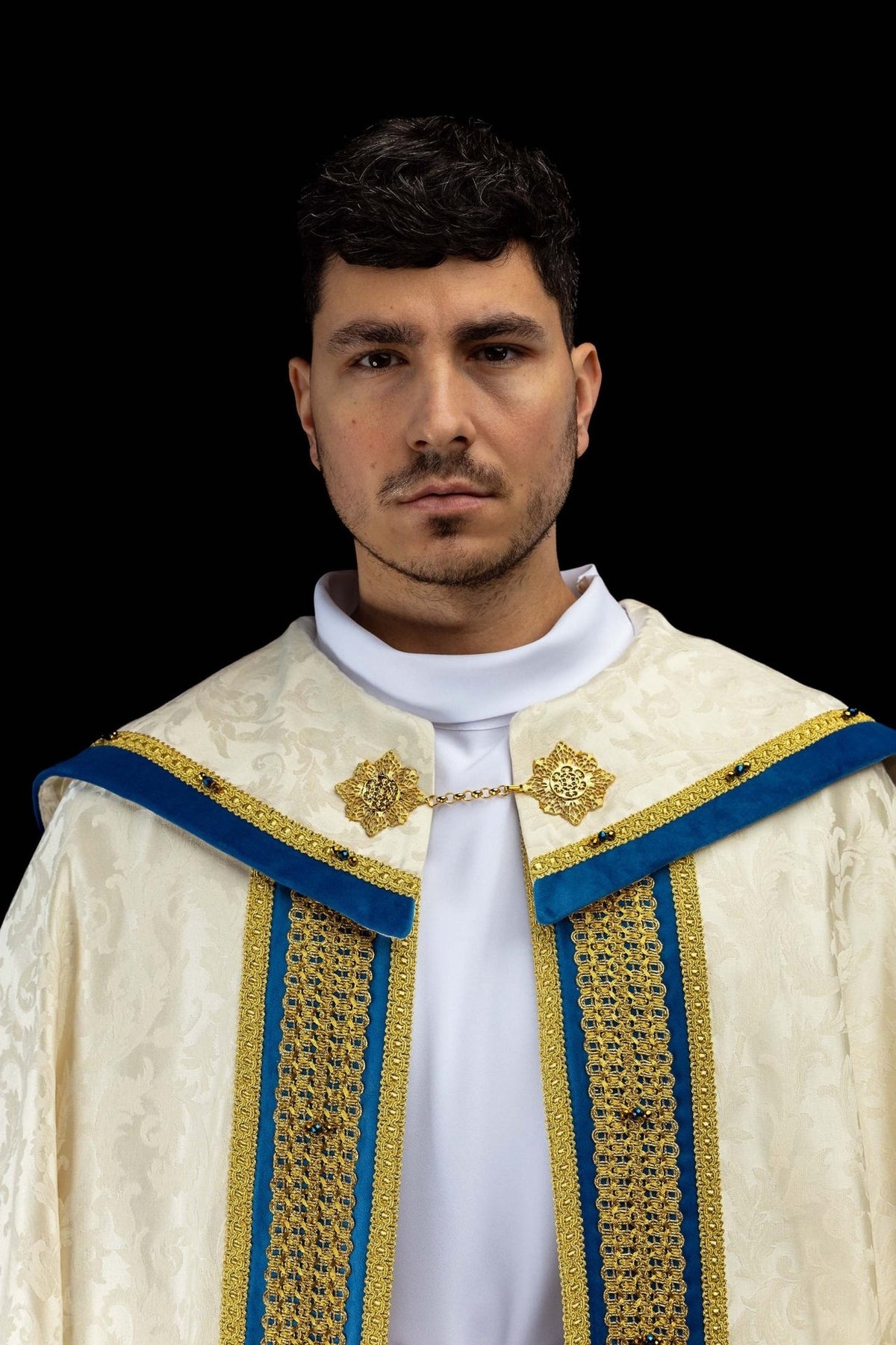 Marian cope upper front close-up with blue velvet trim, gold embroidery and clasp