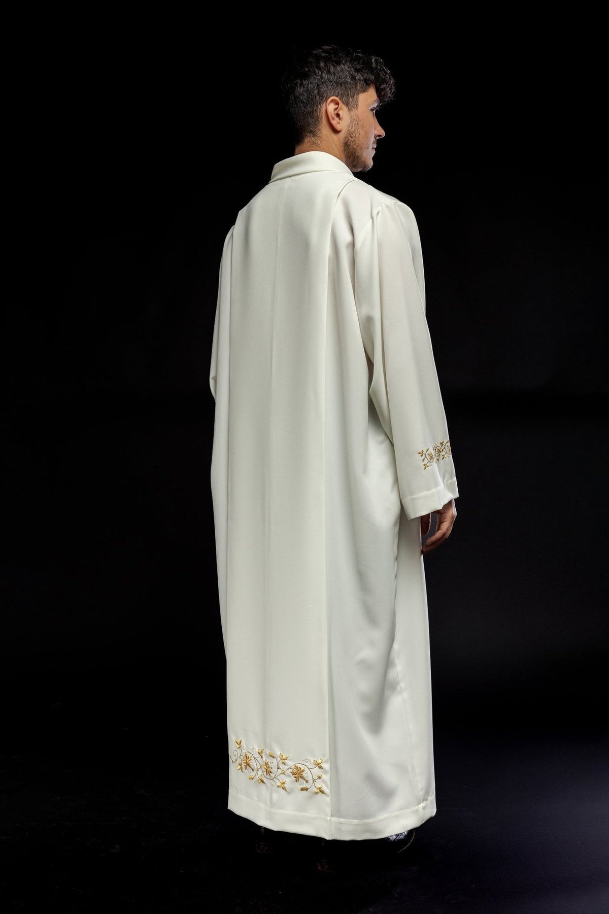 Ecru alb back view with gold embroidery at the sleeve and hem