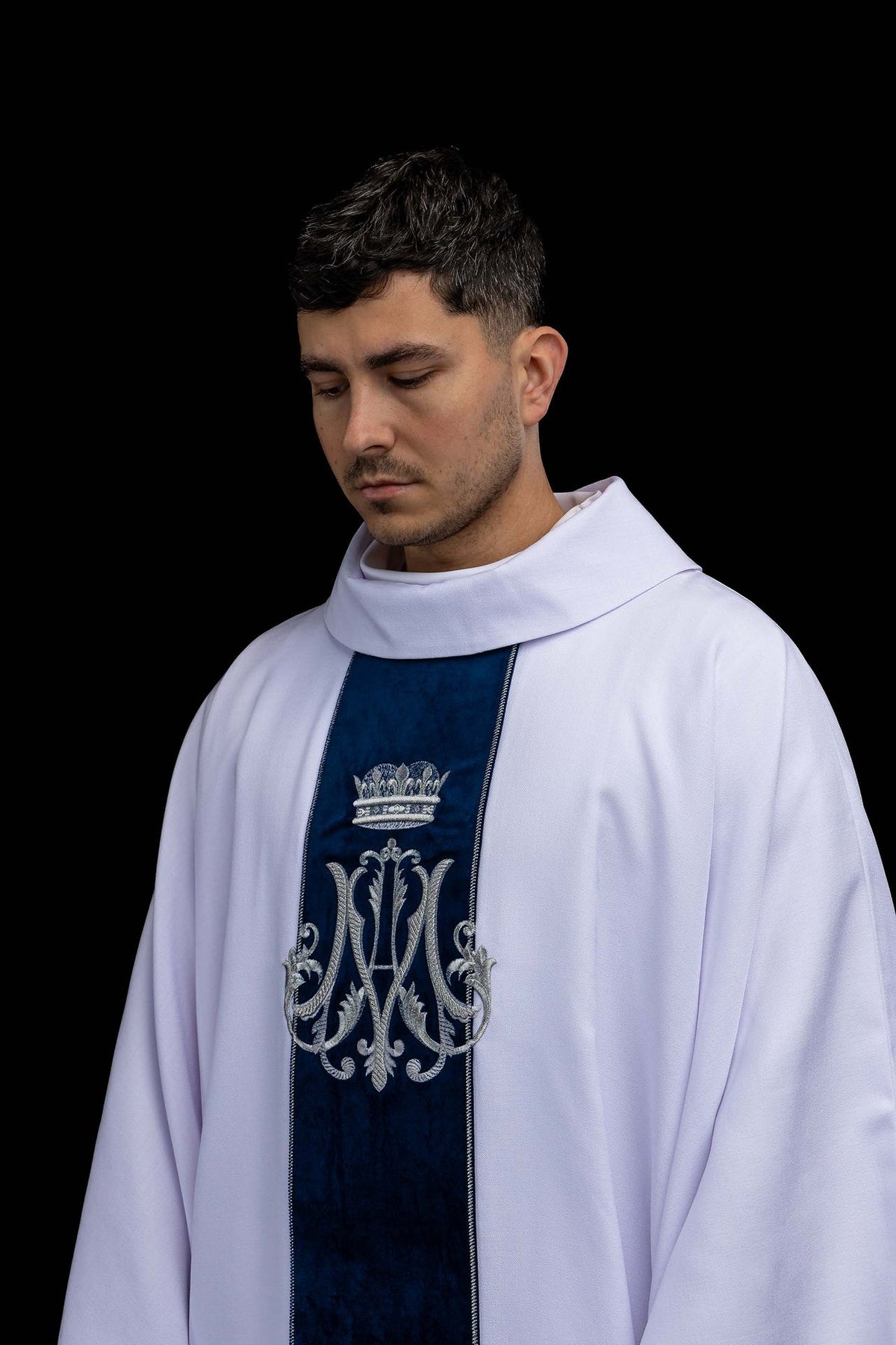 Marian chasuble front three-quarter view with embroidered Marian motif