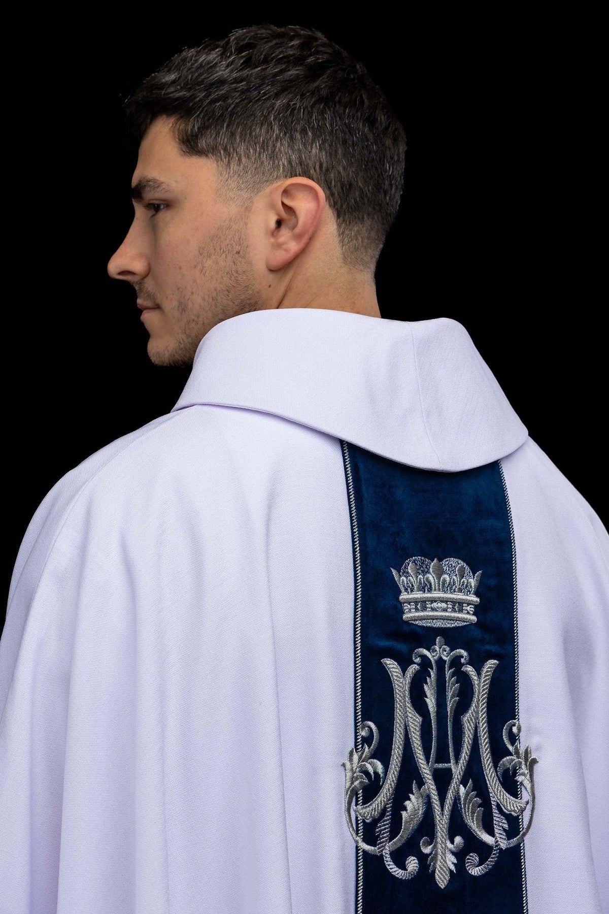 Marian chasuble back view with embroidered Marian motif on velvet orphrey