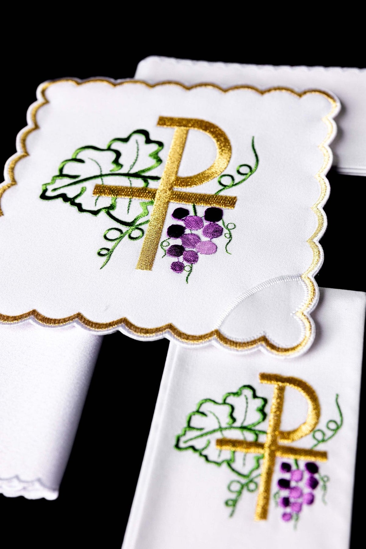 Altar linen set with embroidered gold PAX and grapes, scalloped gold-trimmed white linens