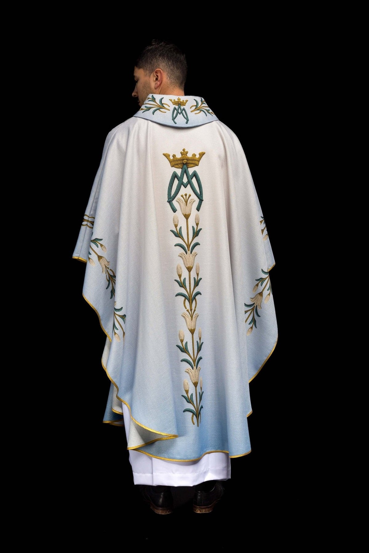 Marian chasuble back close-up with crowned AM monogram and lily motif