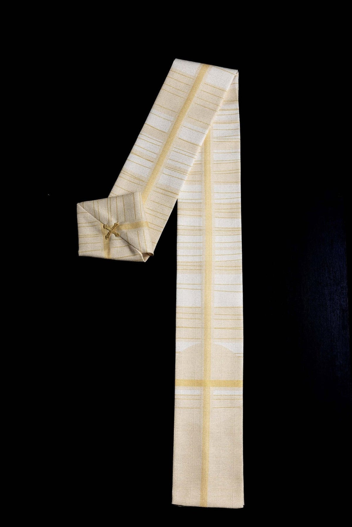Ecru chasuble worn from the front with cross motif