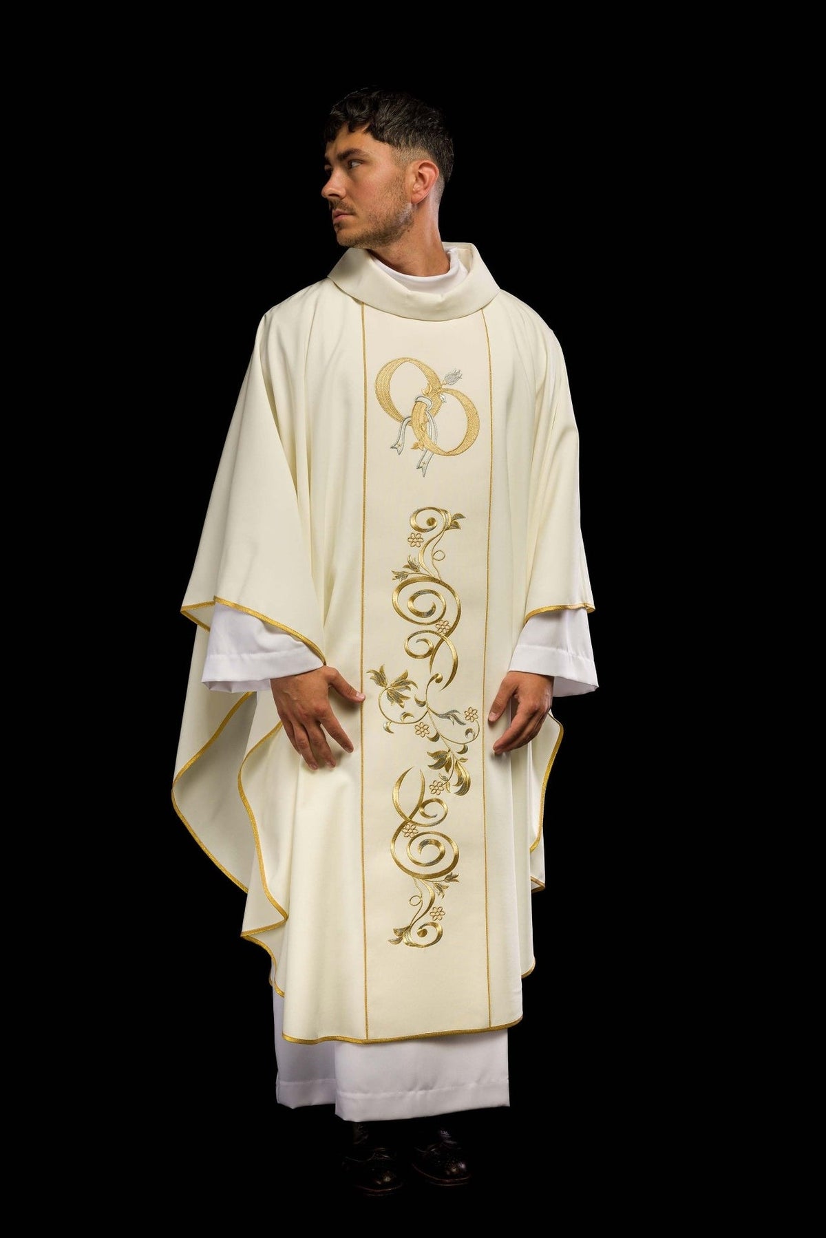 Ecru wedding chasuble, full front view with gold wedding-ring motif and floral embroidery