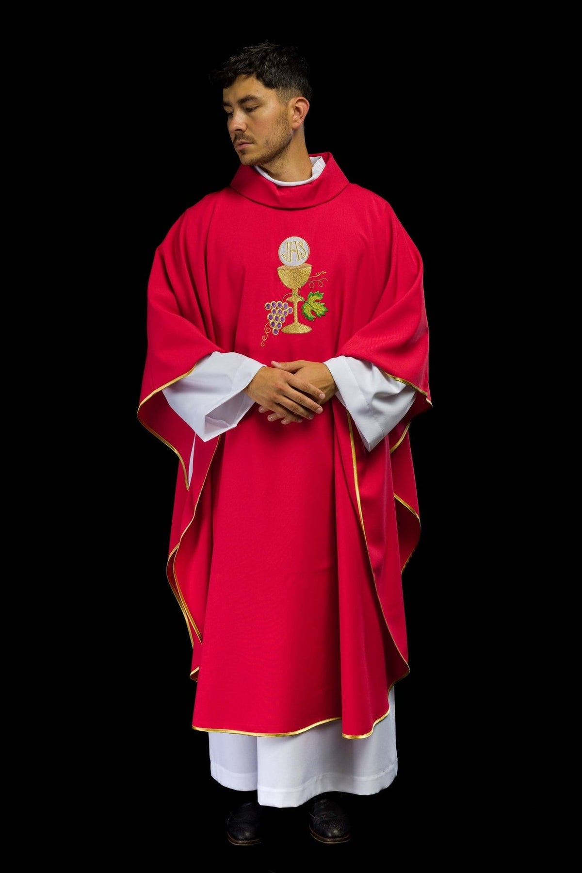 Red chasuble, full front view with chalice, cross and grapes embroidery
