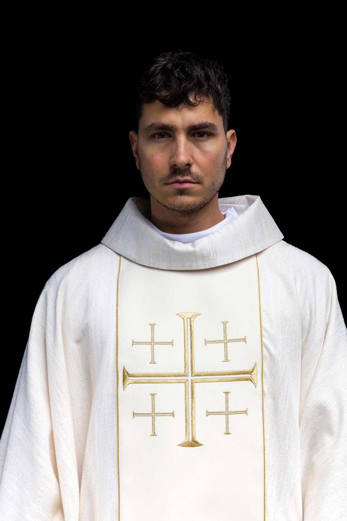 Ecru chasuble front close-up with stand-up collar and gold Jerusalem cross embroidery
