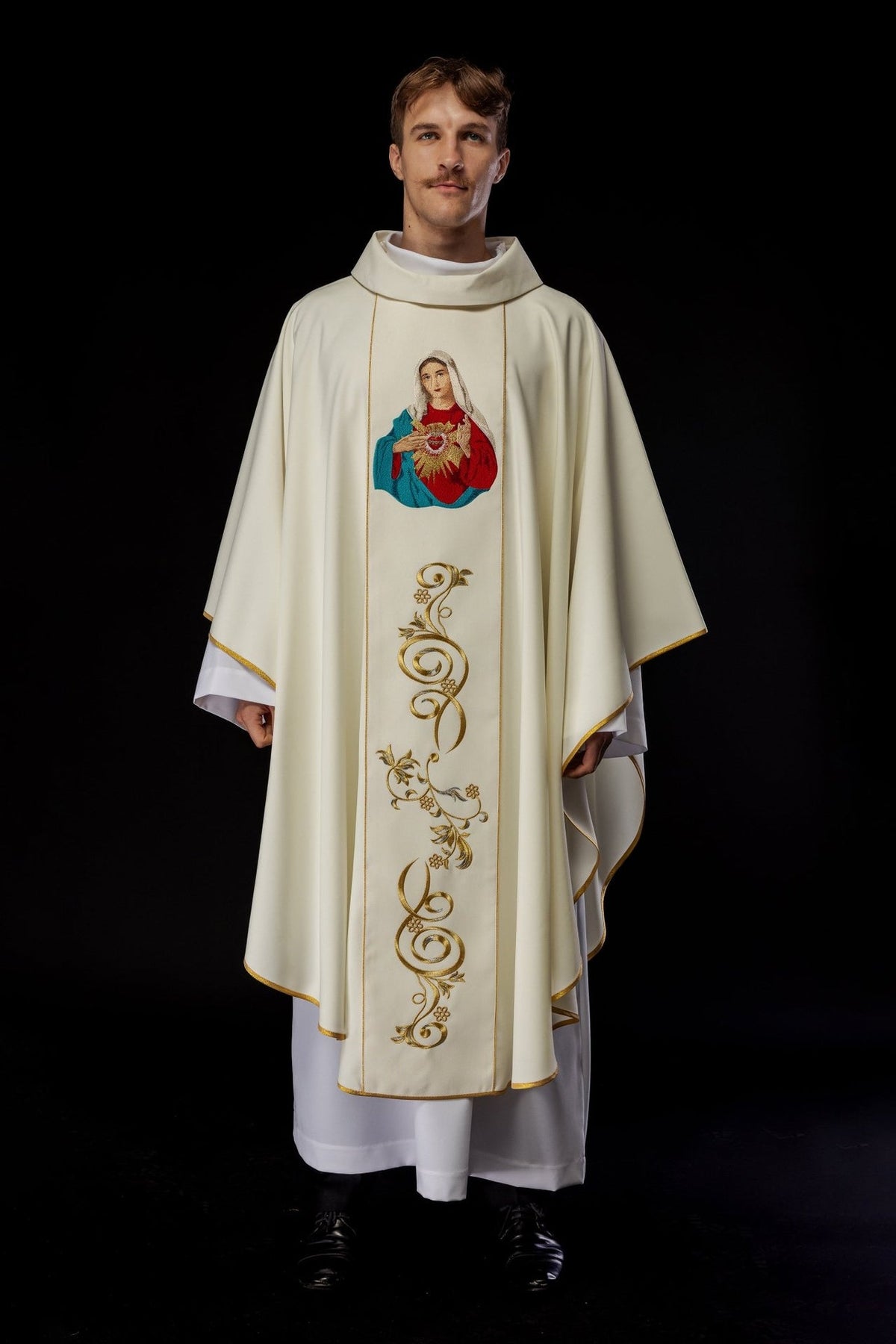 Heart of Mary chasuble, full front view with gold embroidered orphrey