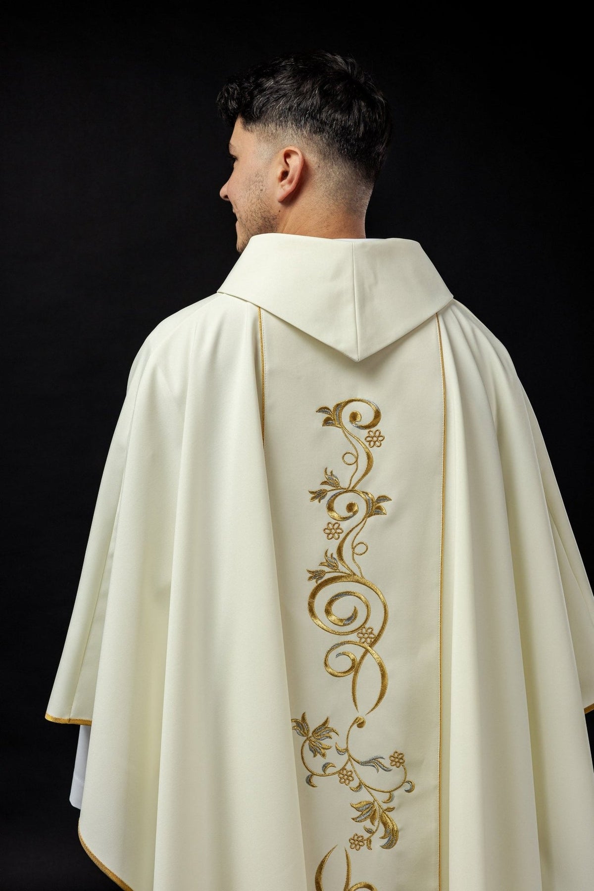 Saint Anthony chasuble, back view with embroidered gold scrollwork
