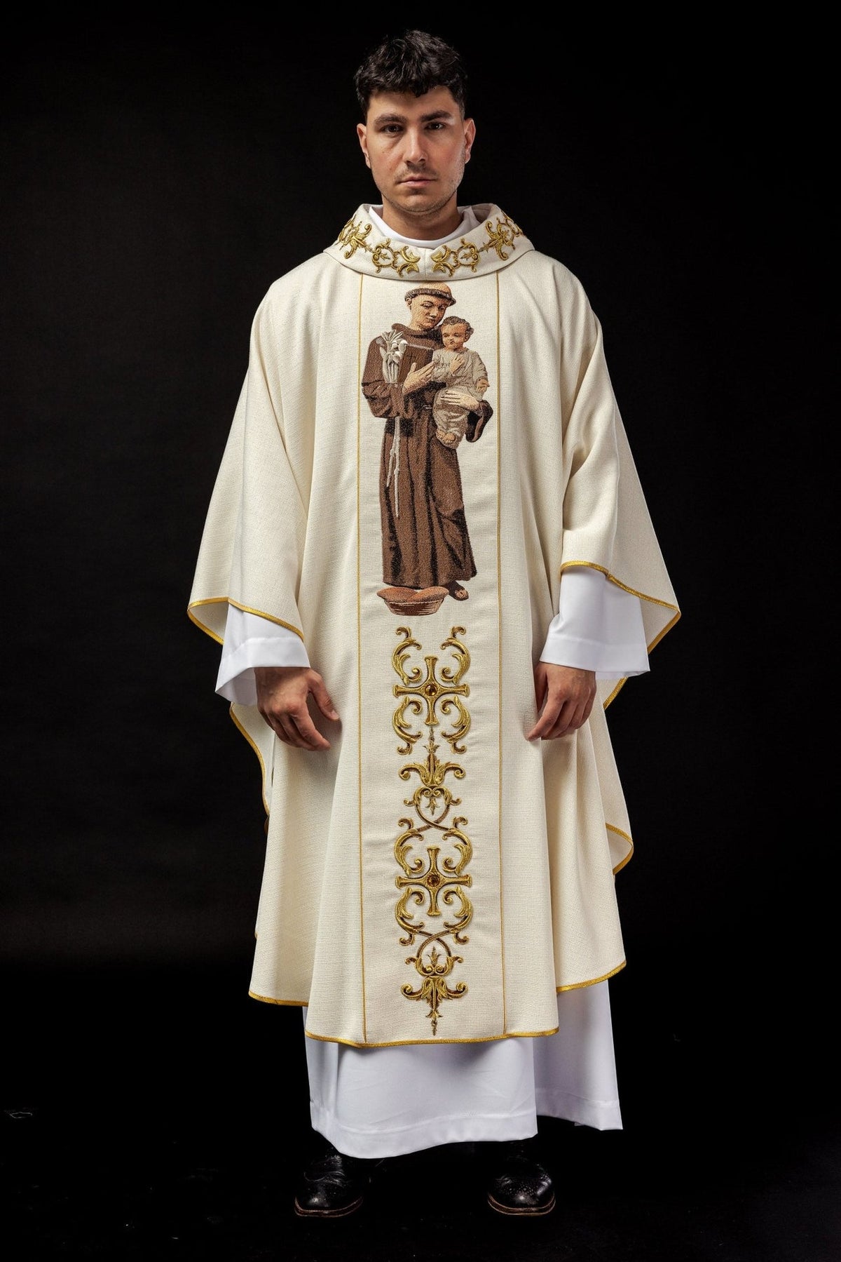 Saint Anthony chasuble, full front view with gold orphrey and trim