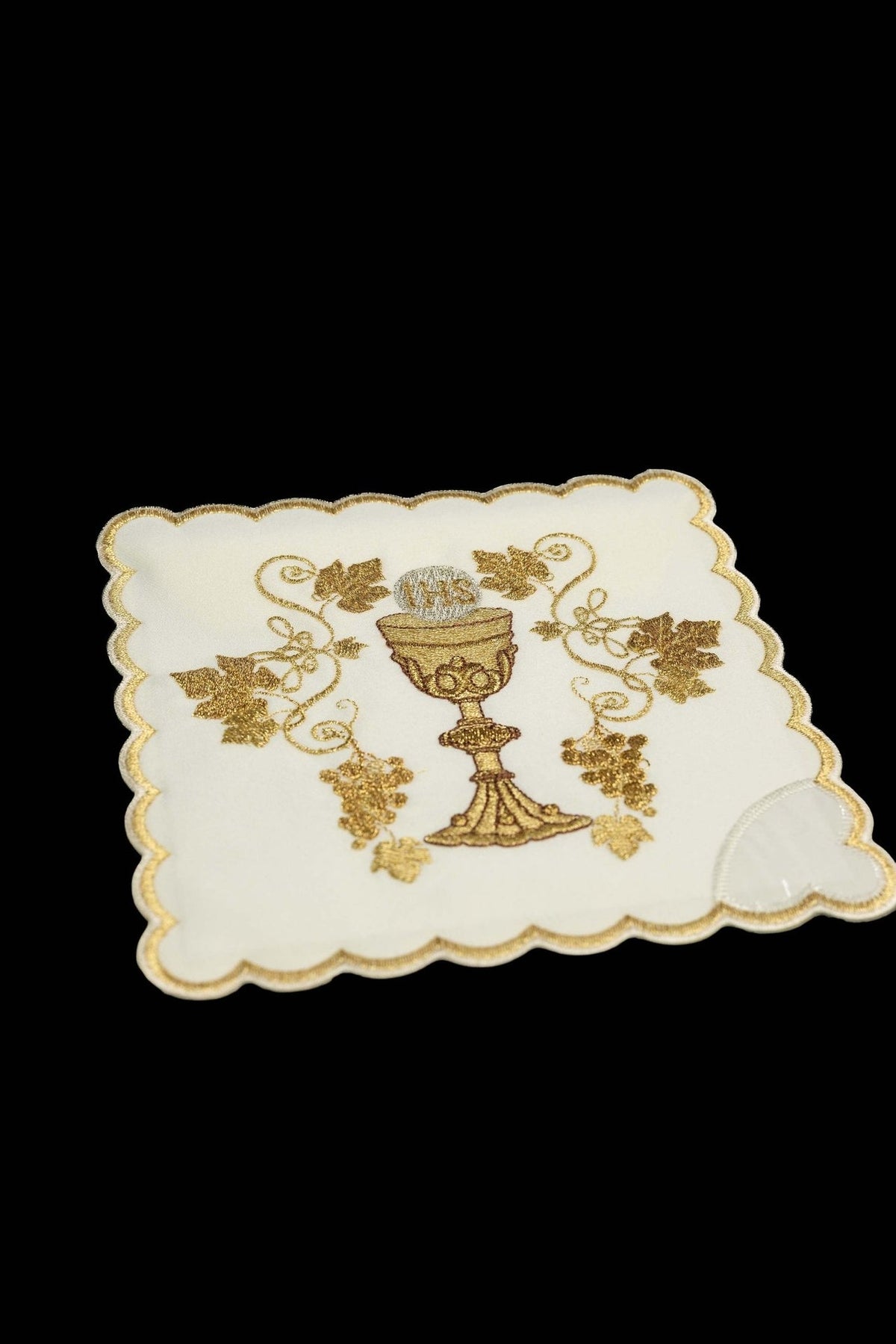 White chalice pall with embroidered gold chalice, altar bread and vine motif