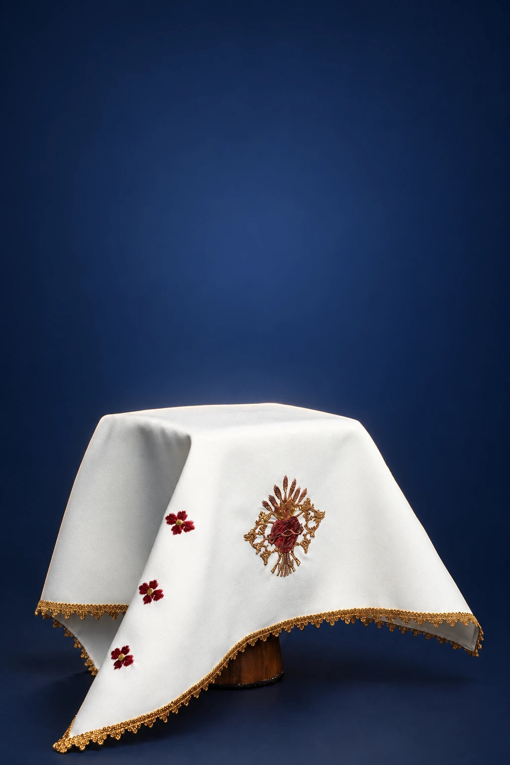Chalice Veil with Sacred Heart of Jesus Embroidery, white with gold trim and red floral embroidery