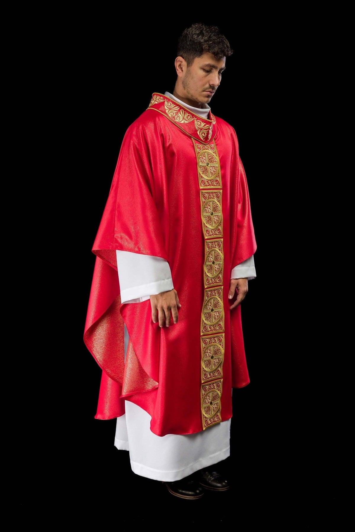 Red chasuble three-quarter view with embroidered orphrey and stand-up collar