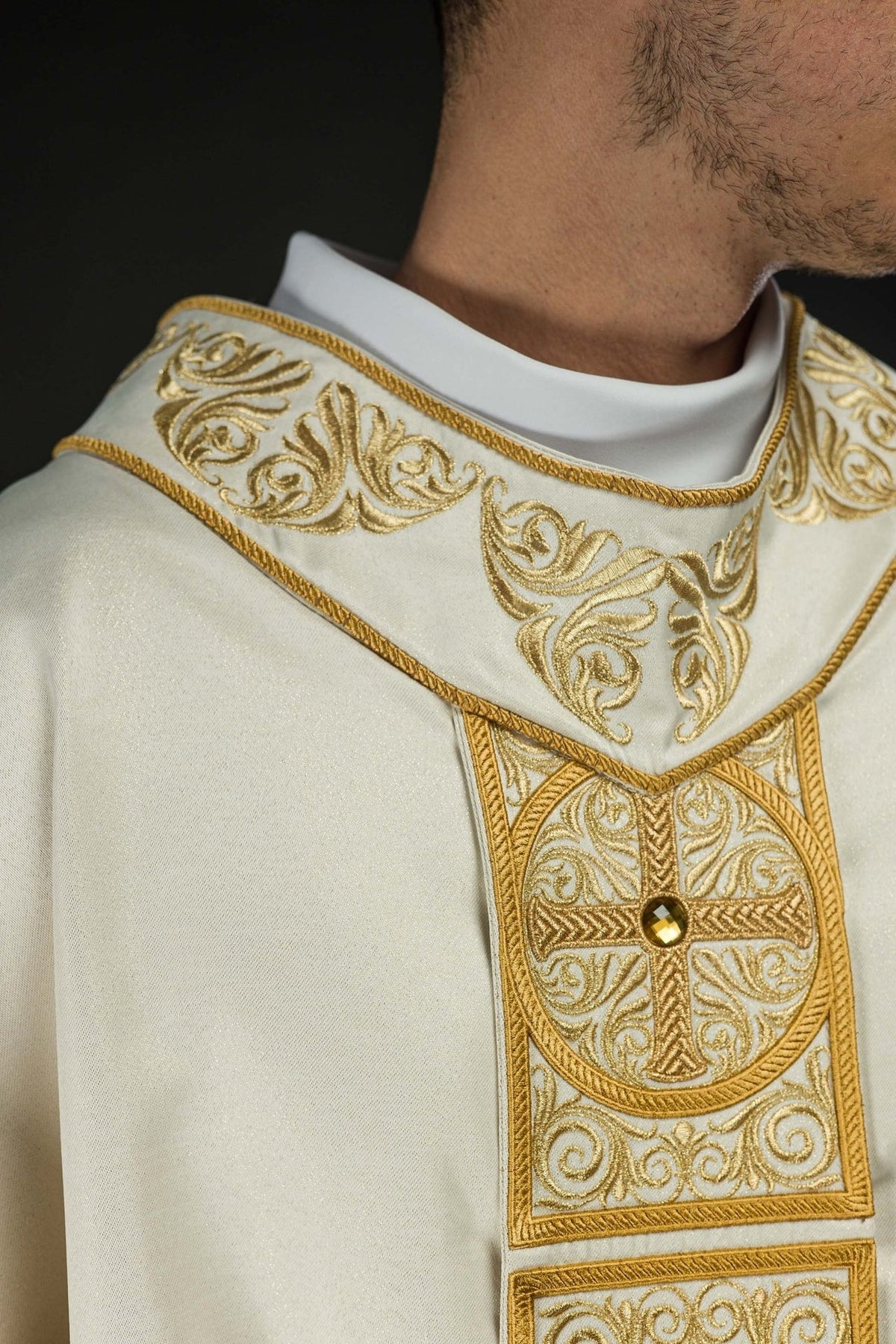 Gold chasuble stand-up collar and embroidered orphrey close-up