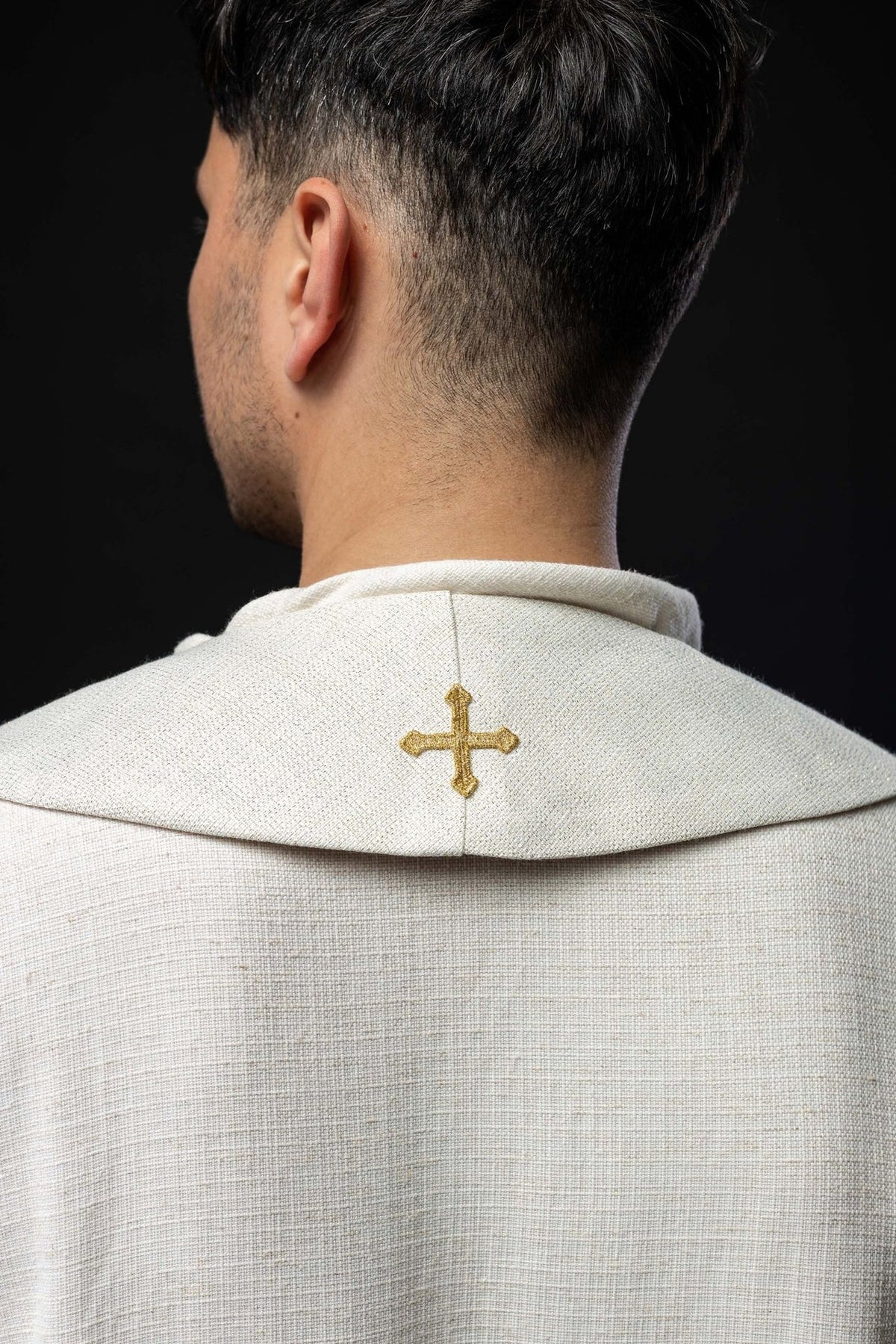 Ecru stole back view showing gold embroidered cross