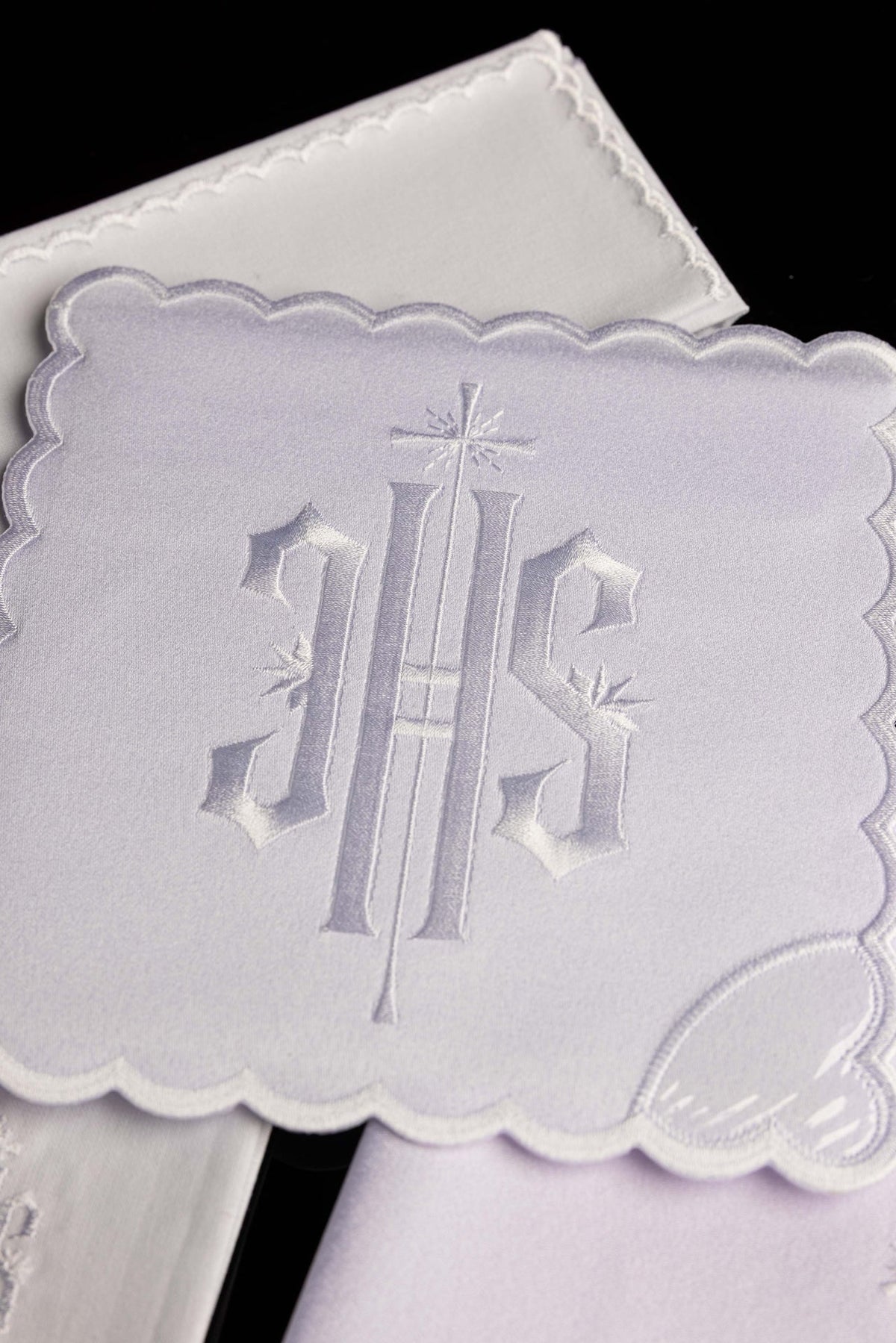 Altar Linen Set with White Trim and IHS Embroidery