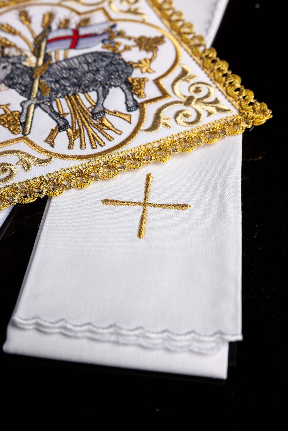Embroidered Easter Catholic Altar Linen Set with Agnus Dei