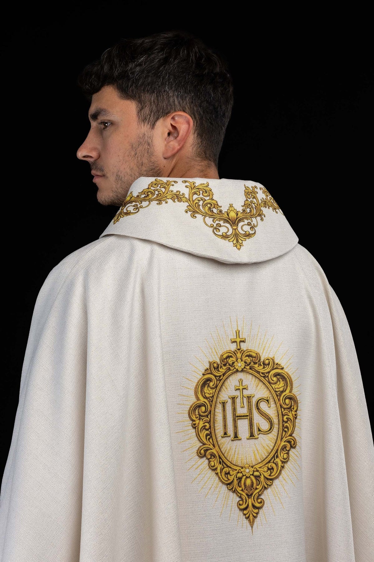 Printed Liturgical Chasuble in Ecru with Sacred Heart of Jesus Motif