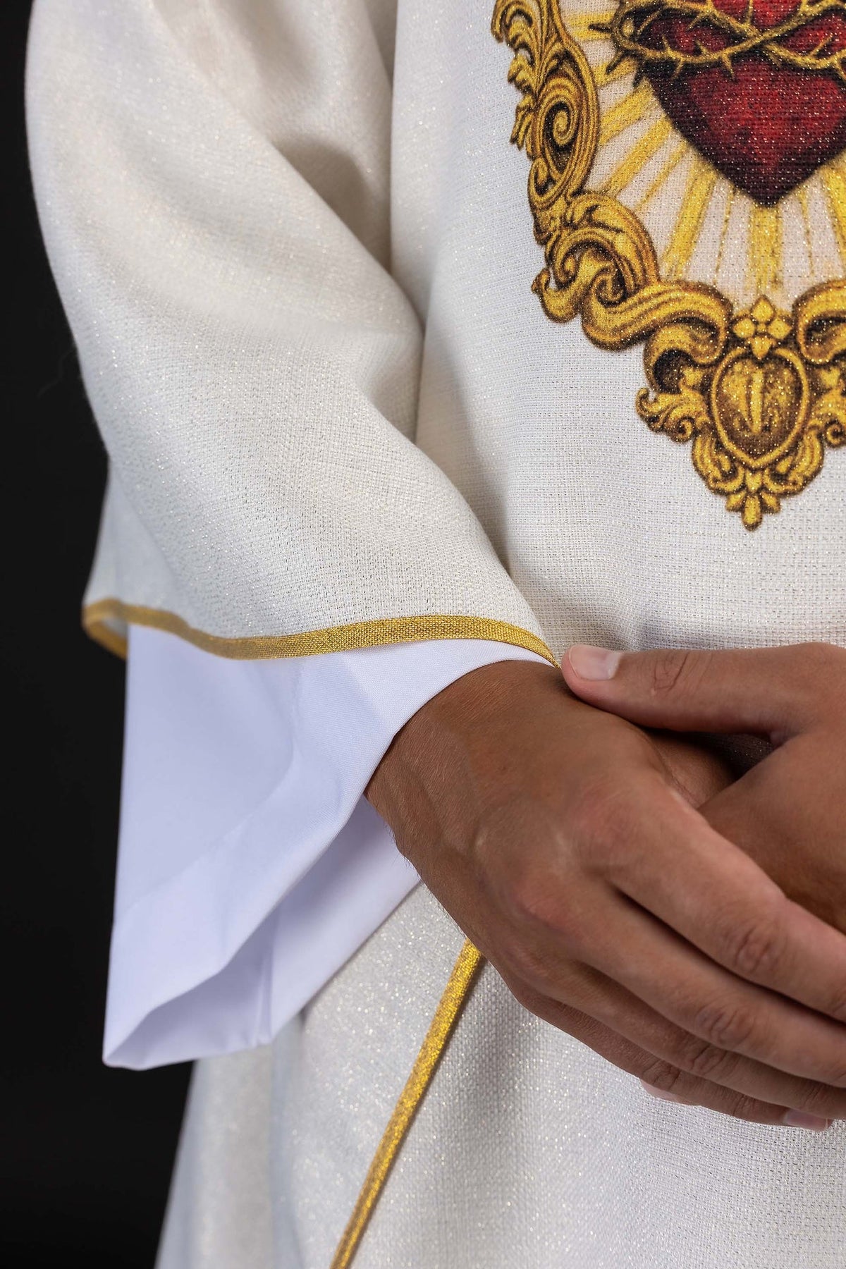 Printed Liturgical Chasuble in Ecru with Sacred Heart of Jesus Motif