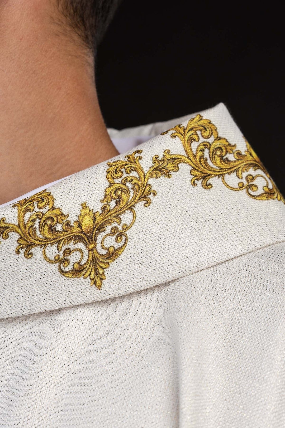 Printed Liturgical Chasuble in Ecru with Sacred Heart of Jesus Motif