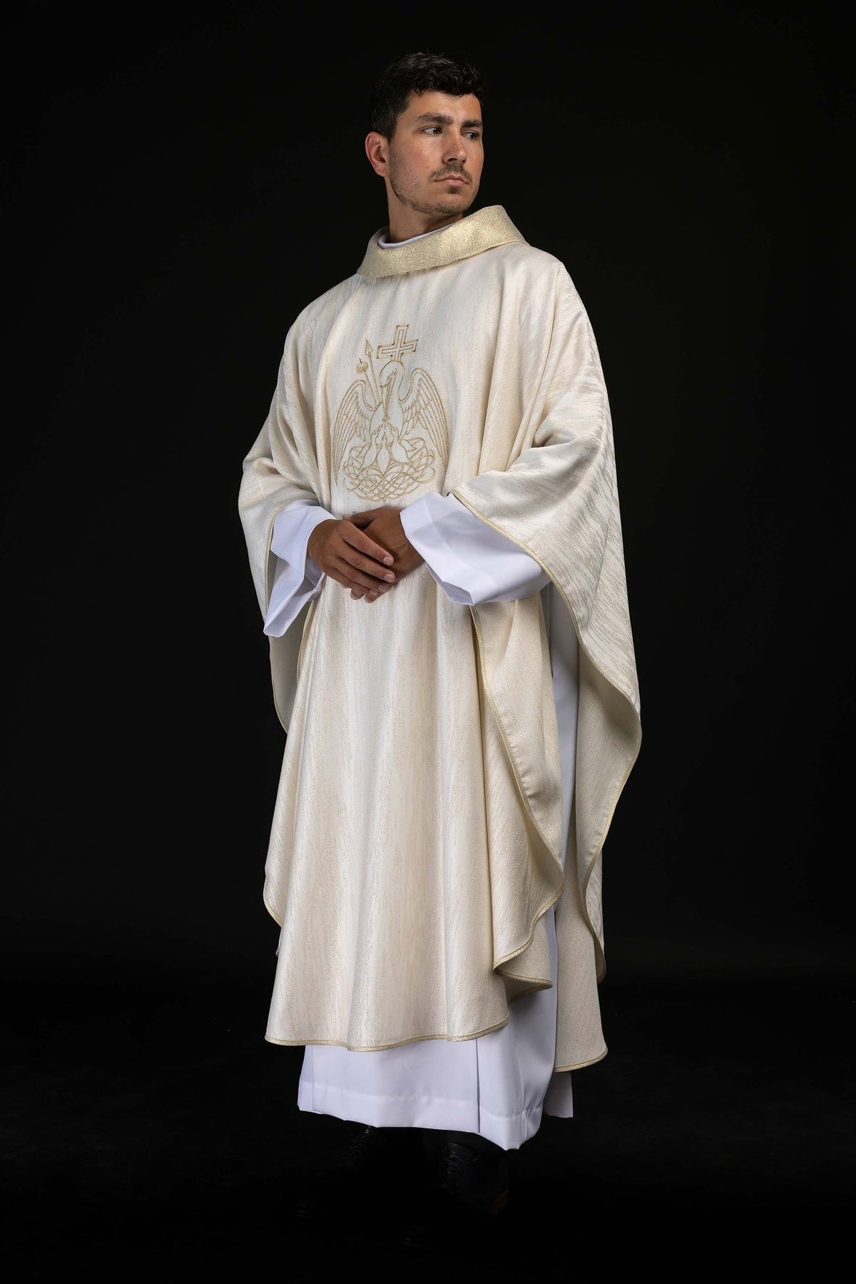 Embroidered Chasuble with a Pelican Motif on Shiny Ecru Fabric