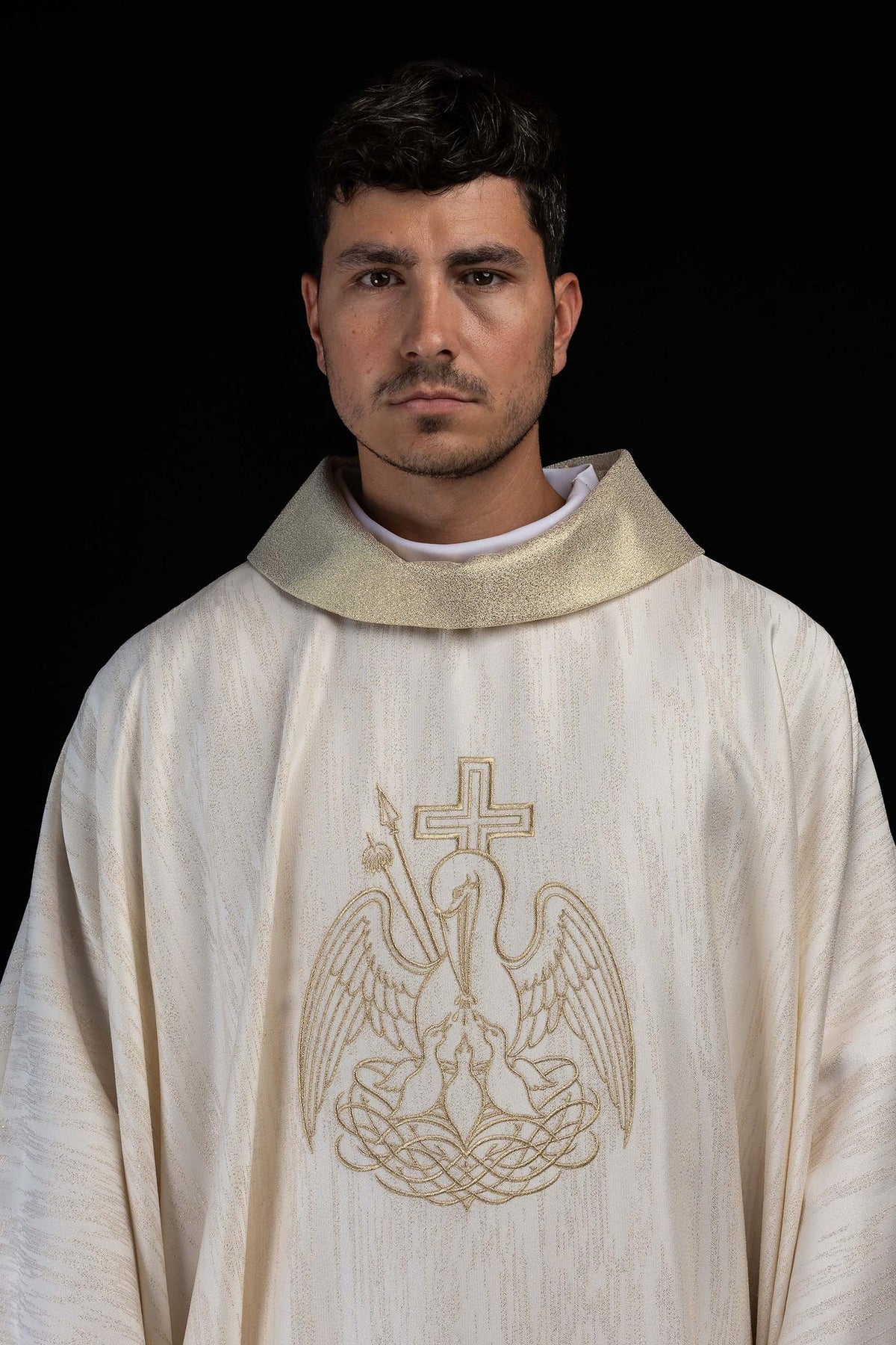 Embroidered Chasuble with a Pelican Motif on Shiny Ecru Fabric