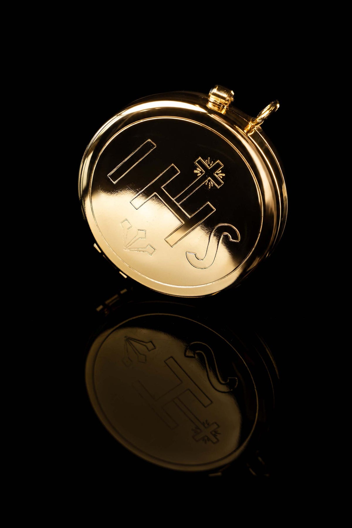 Gold-Plated Ciborium with IHS Engraving, 2.25 in (5.4 cm), front close-up