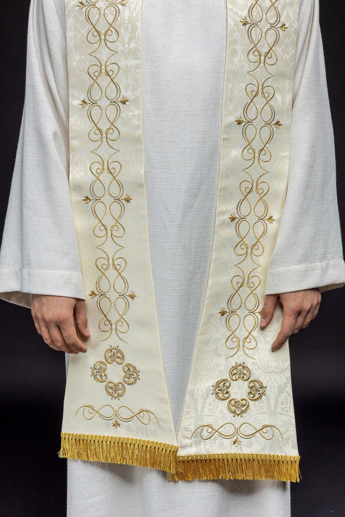 Roman stole lower front with gold embroidery, ornamental motifs and gold fringe