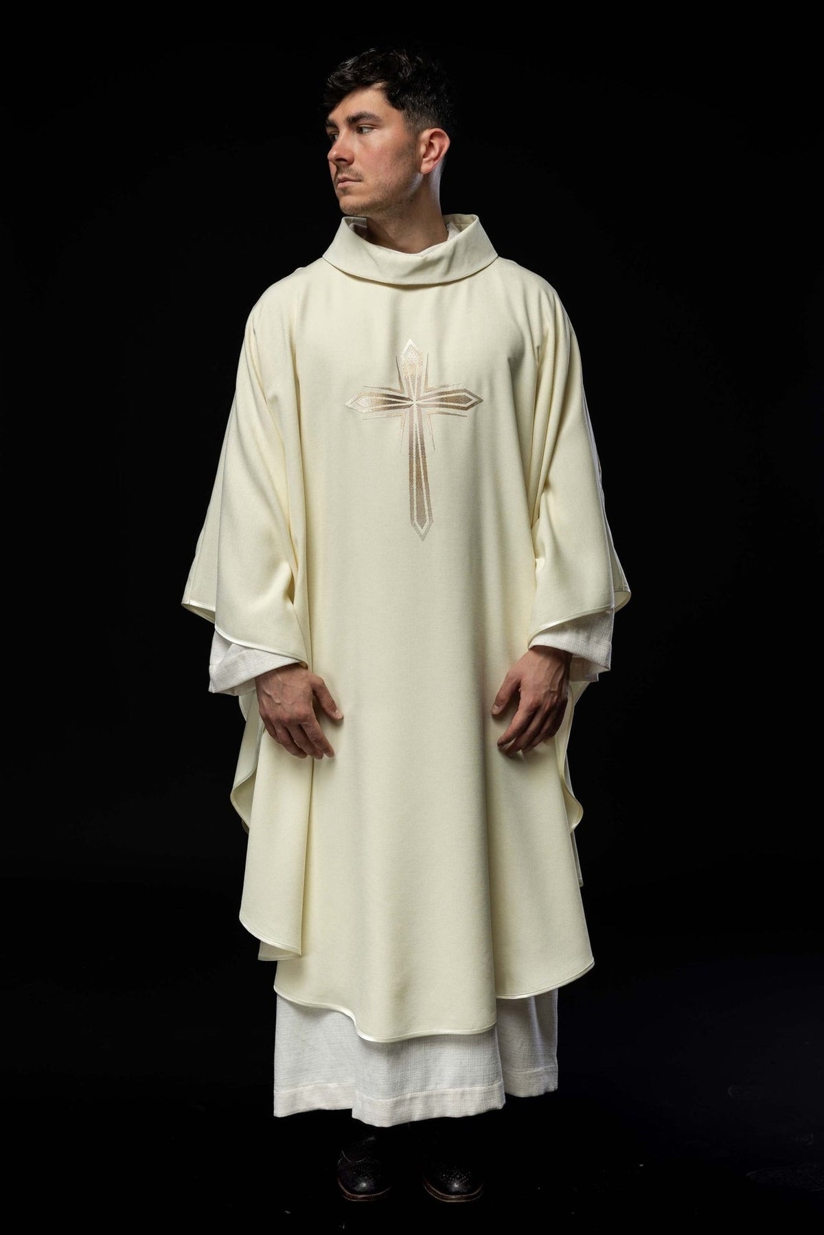 Ecru embroidered chasuble, full front view with cross