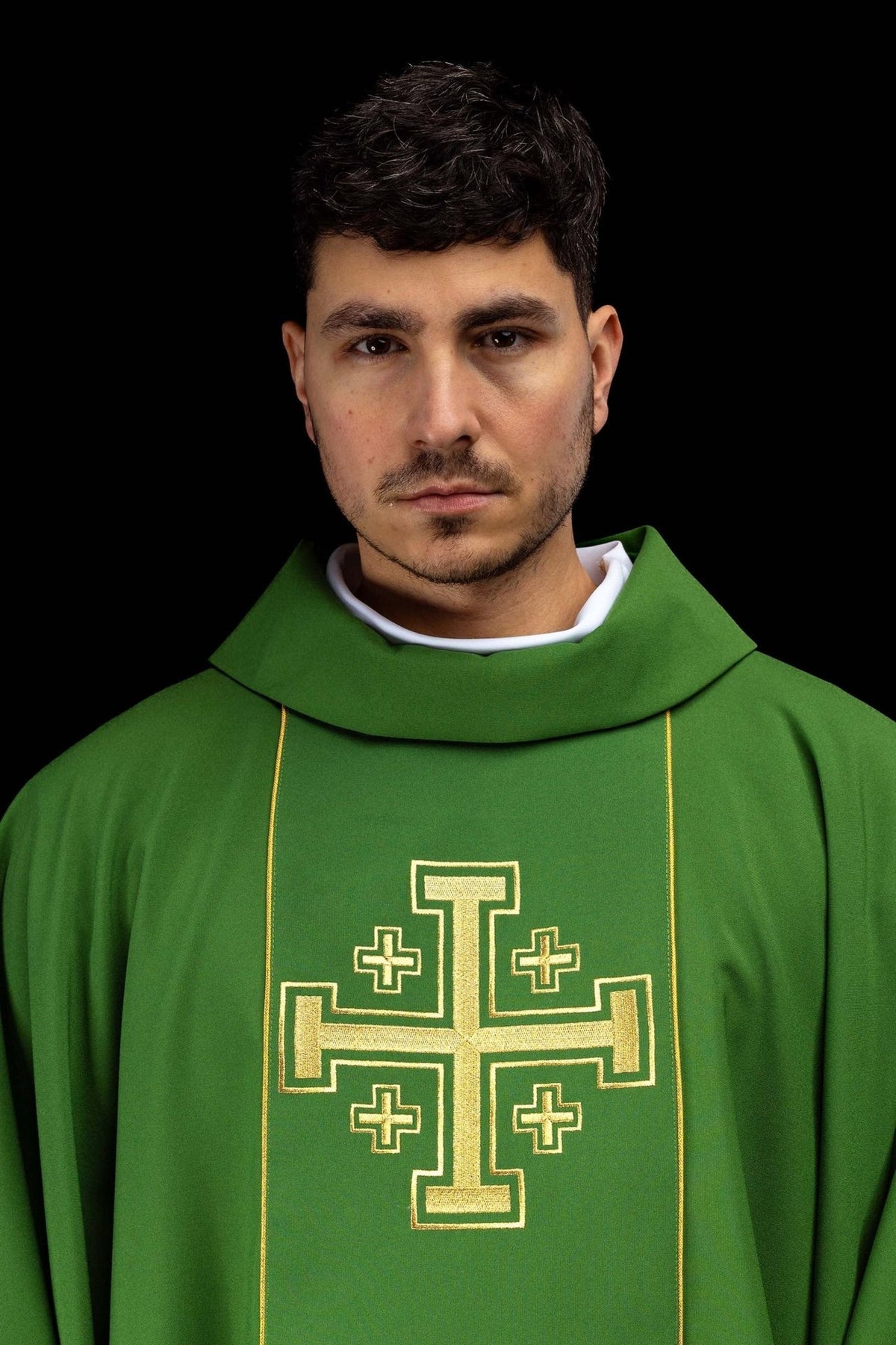 Green embroidered chasuble front close-up with stand-up collar and Jerusalem cross
