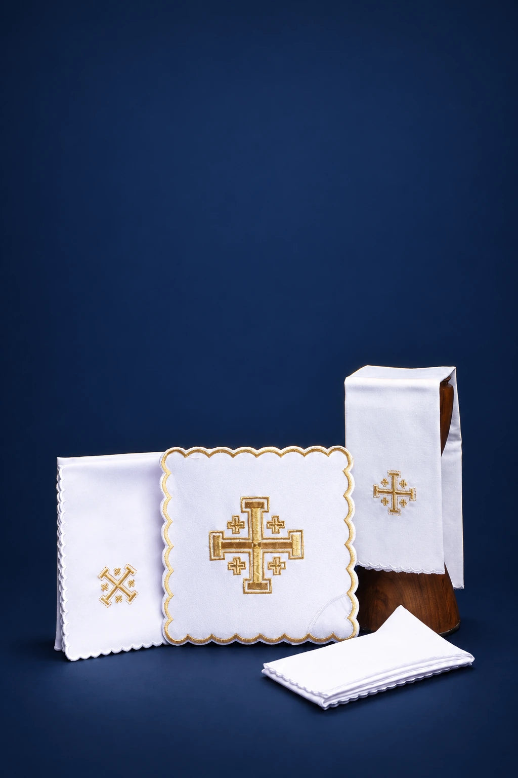 White Altar Linen Set with Gold Cross Embroidery, full set with scalloped edges and gold embroidered crosses