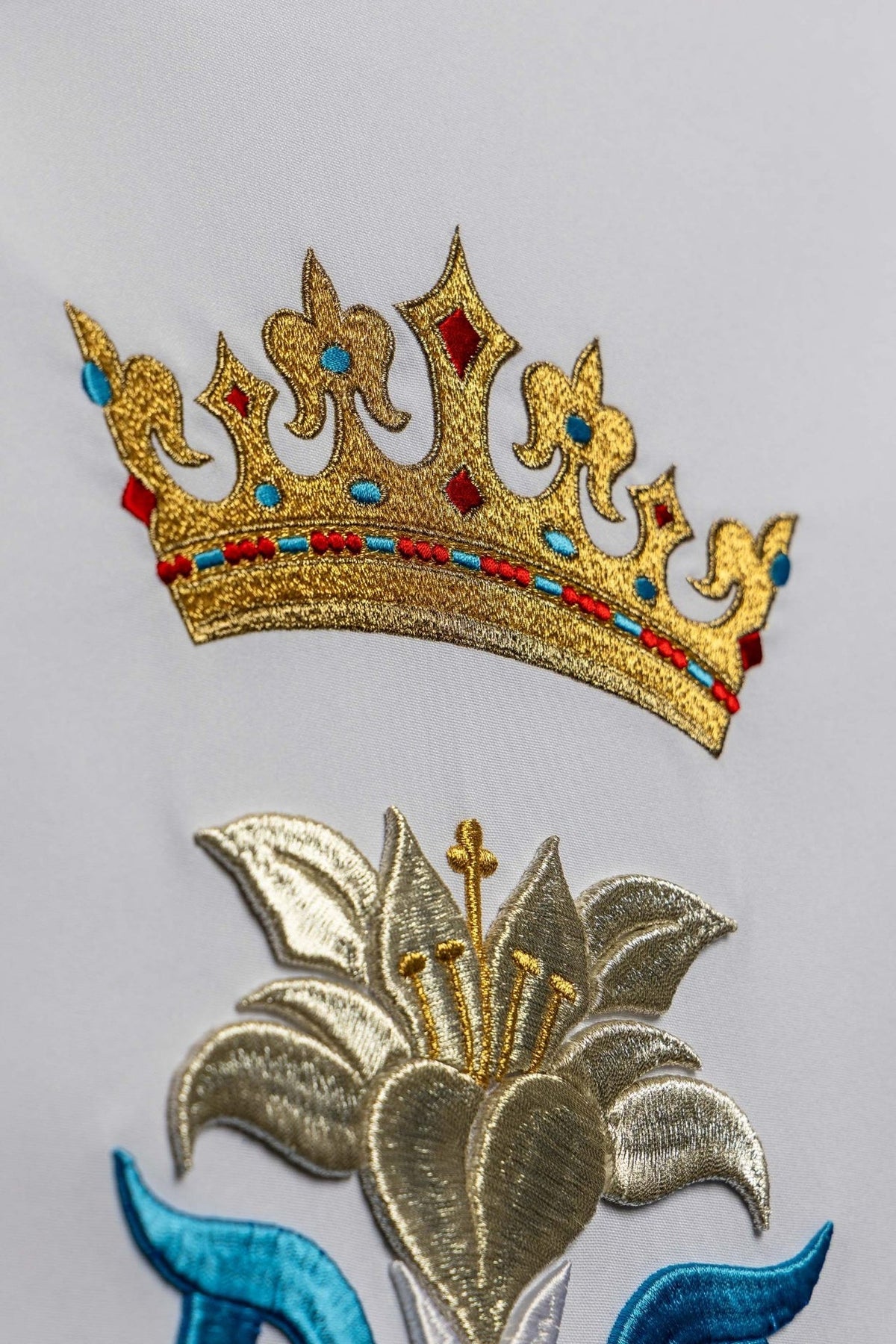 Church lectern cover close-up of the gold crown embroidery