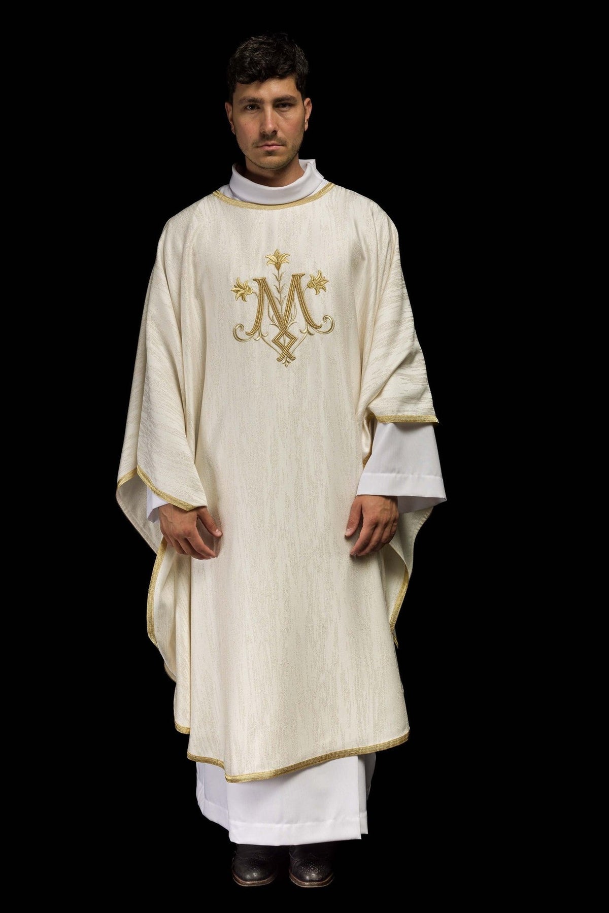 Ecru Marian motif chasuble, full front view with gold embroidery