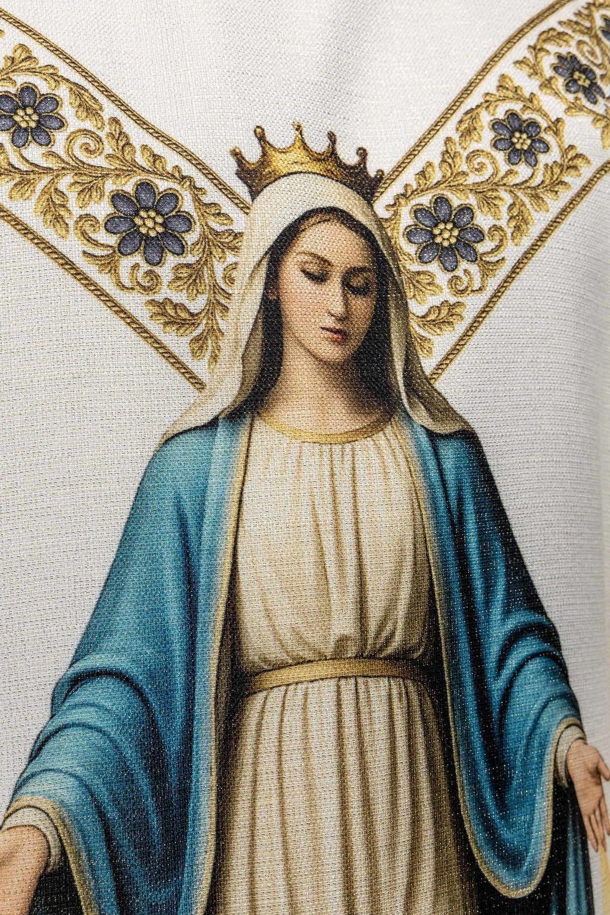 Marian chasuble close-up of Our Lady in light blue and gold