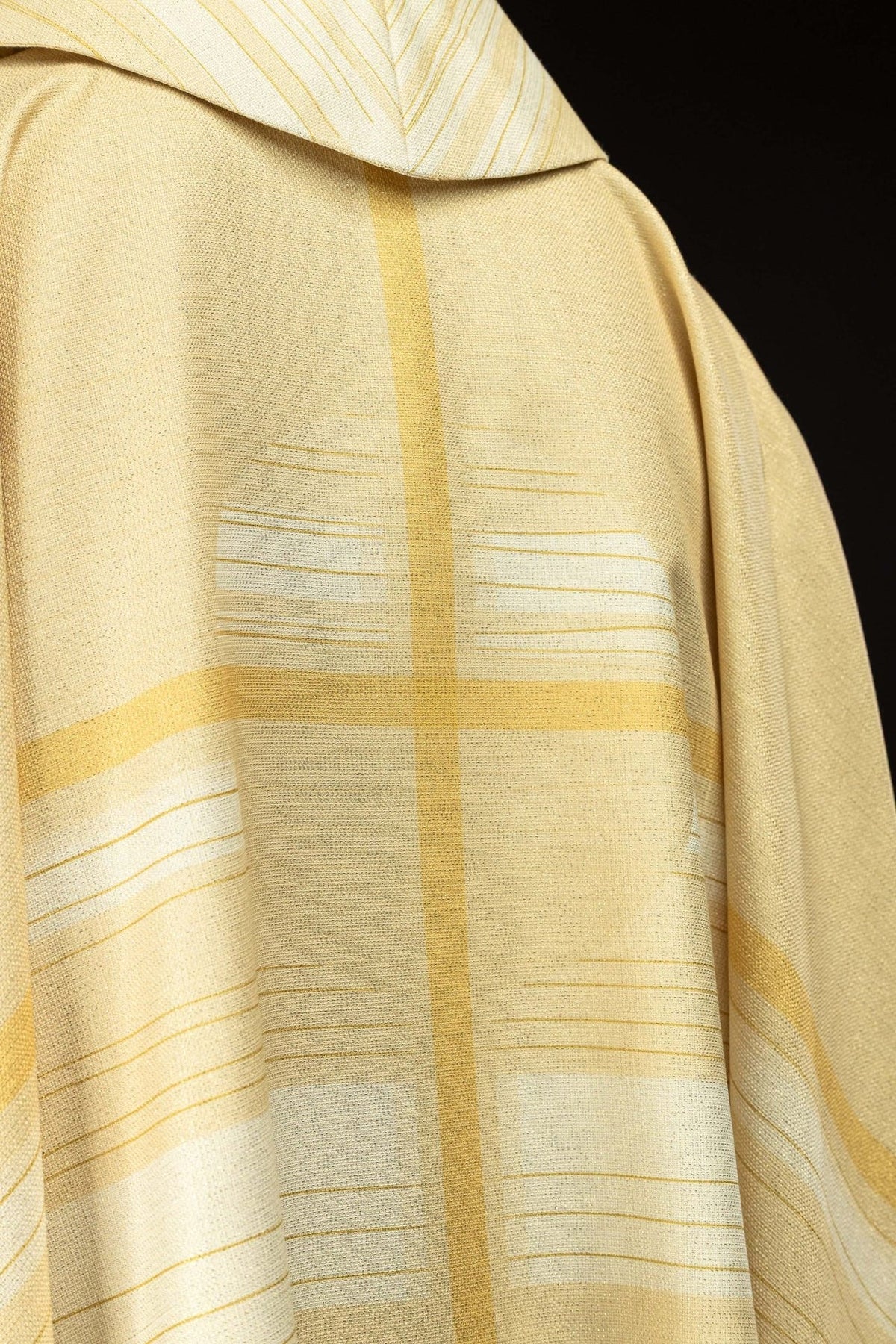 Ecru chasuble back close-up with striped collar