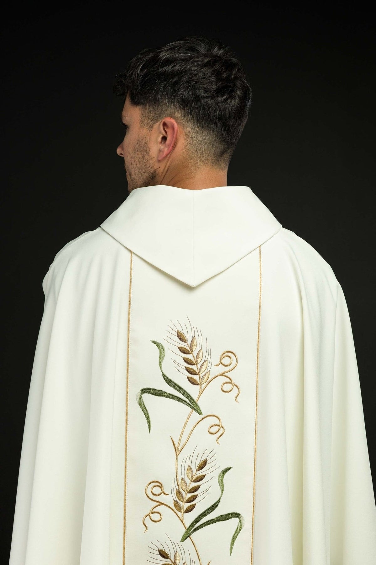 Ecru chasuble back view with embroidered wheat and grape motifs