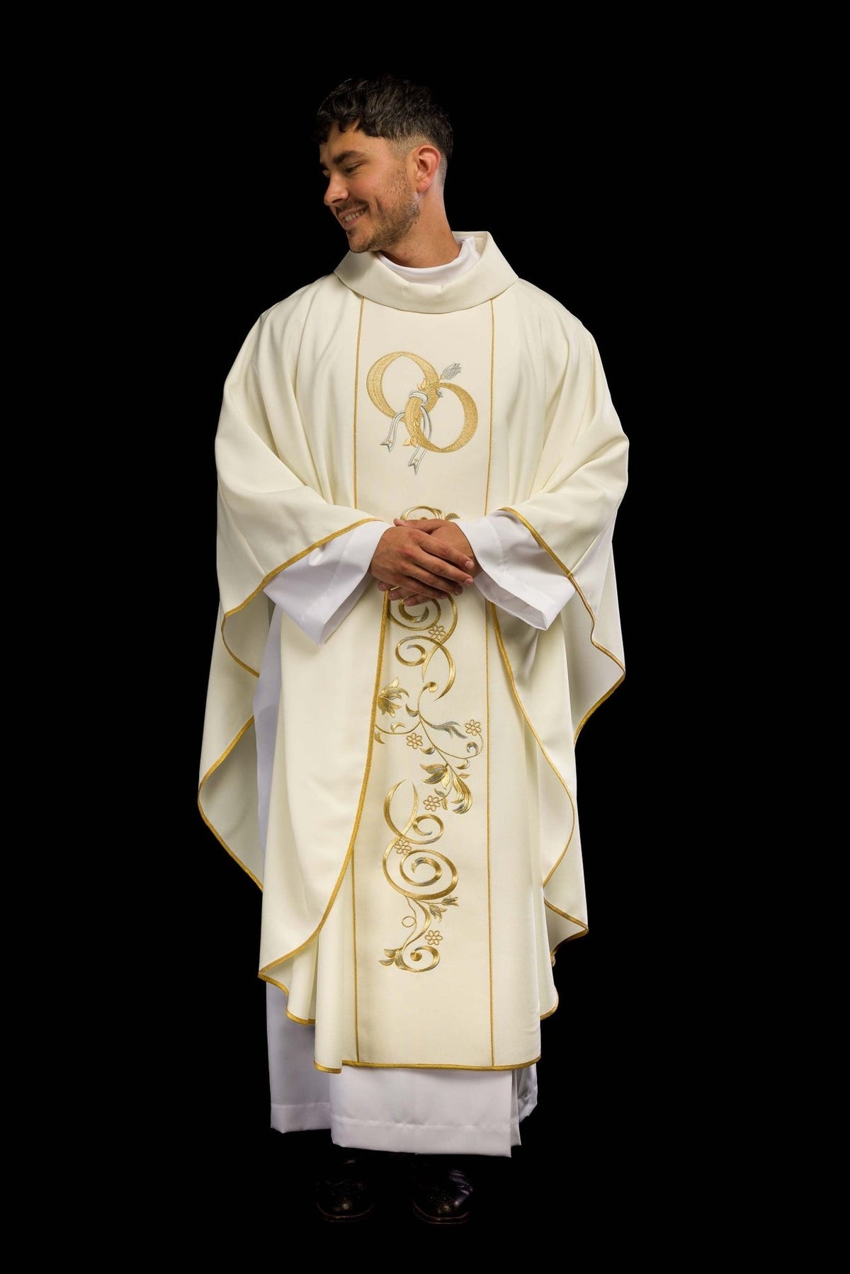Ecru wedding chasuble front view with gold wedding-ring motif and flowing embroidered orphrey