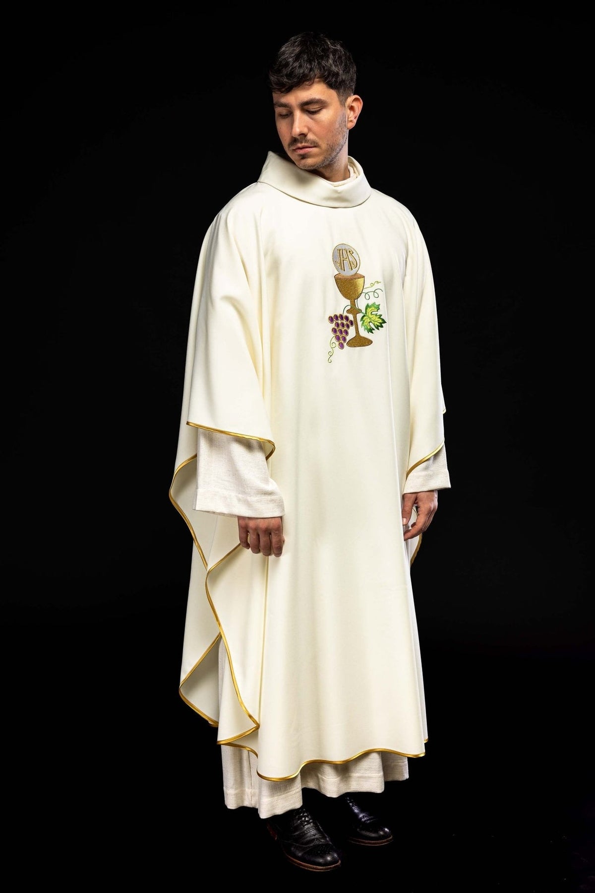 Ecru chasuble front view with gold trim and IHS, chalice, grapes and leaf embroidery