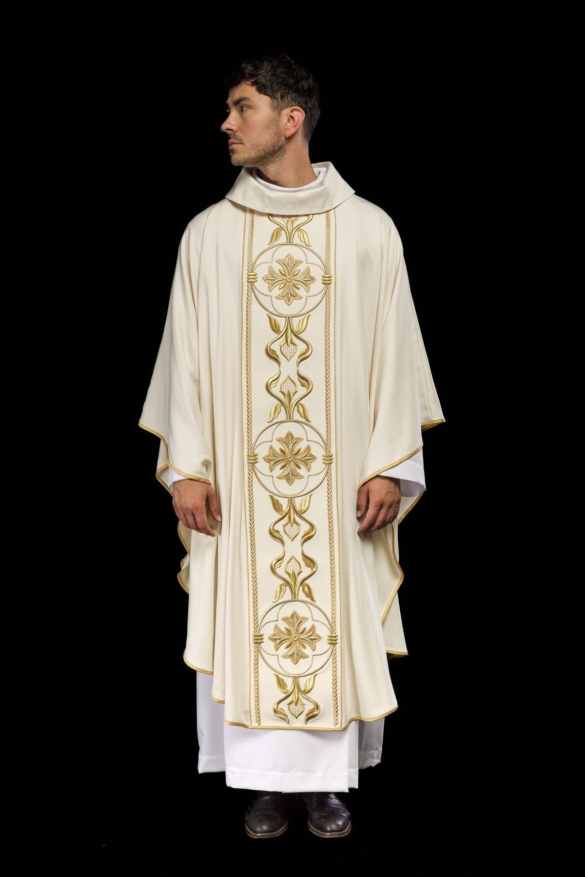 Ecru chasuble, full front view with gold rosette embroidery and gold trim