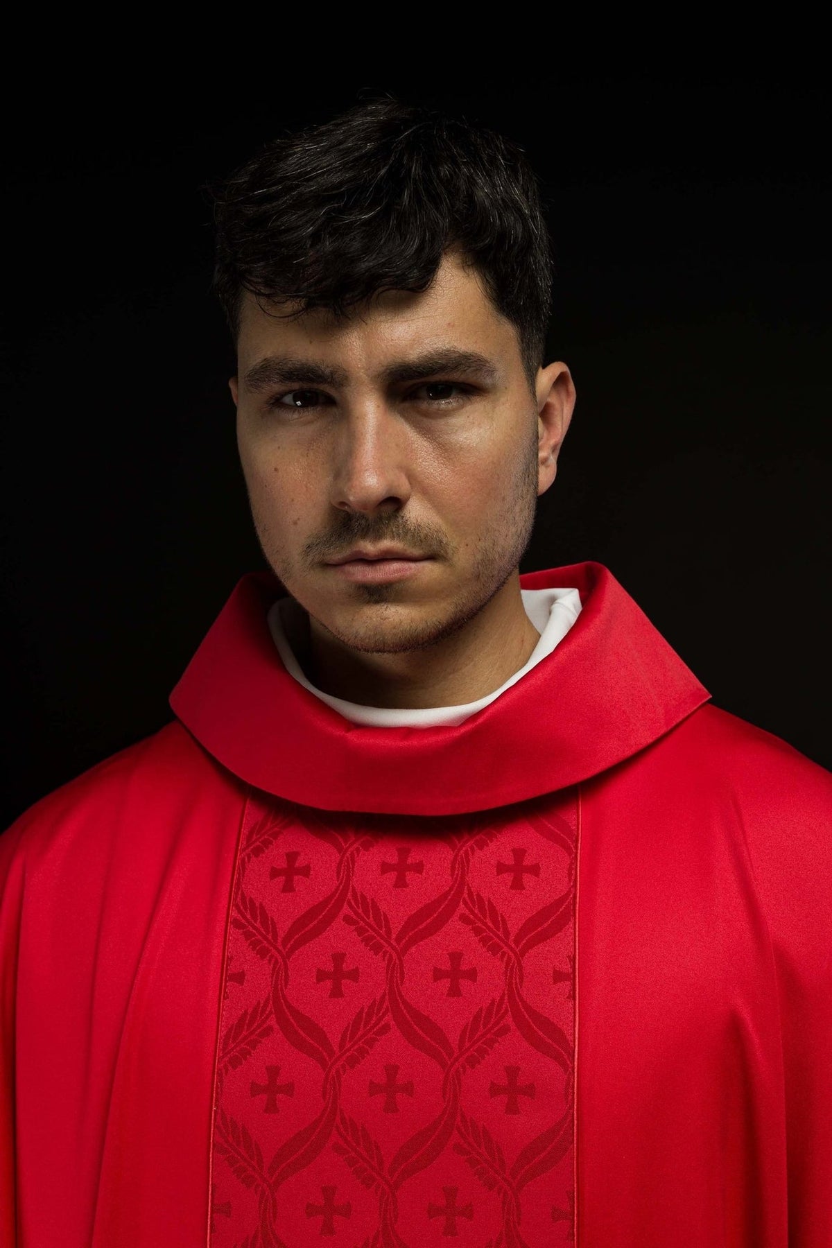 Red chasuble stand-up collar and front orphrey with crosses