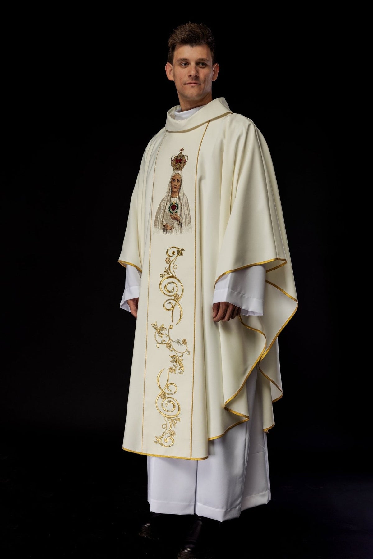 Chasuble three-quarter view with Marian embroidery, gold scrollwork and gold trim