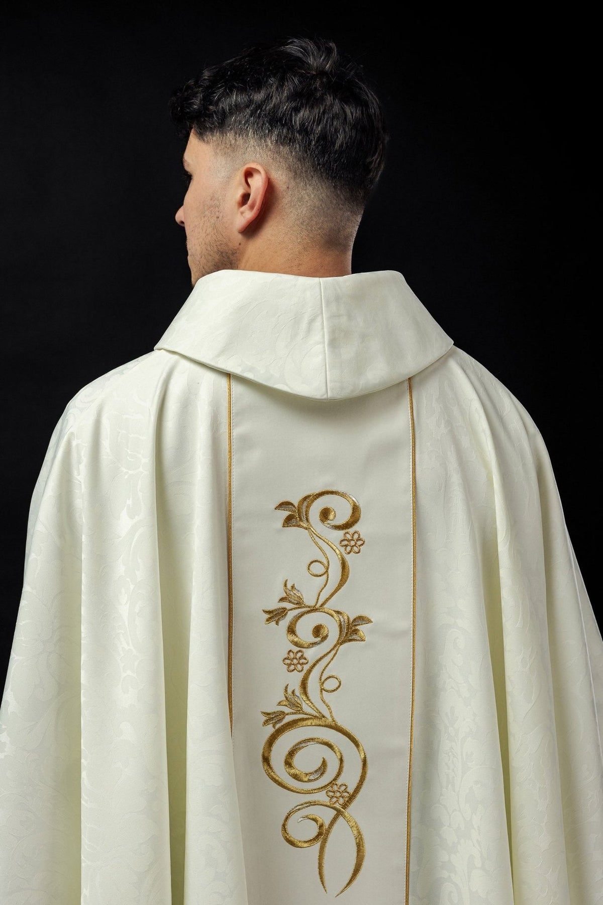 Our Lady chasuble, back view with gold embroidered floral panel