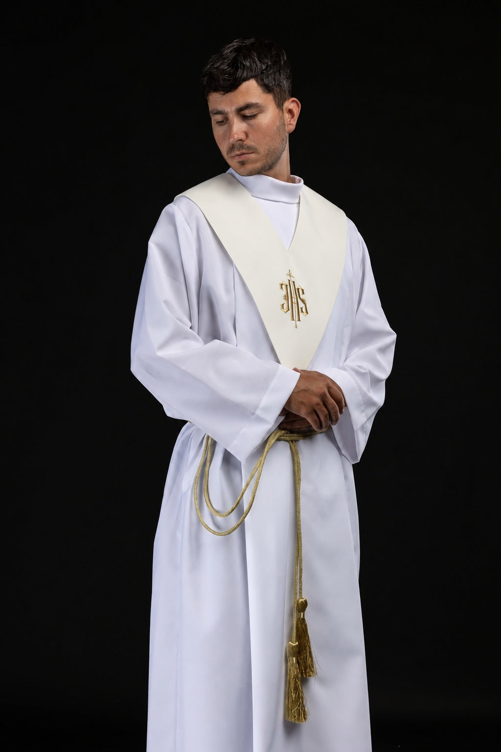 Ecru Lector's Scapular worn over a white alb, angled front view