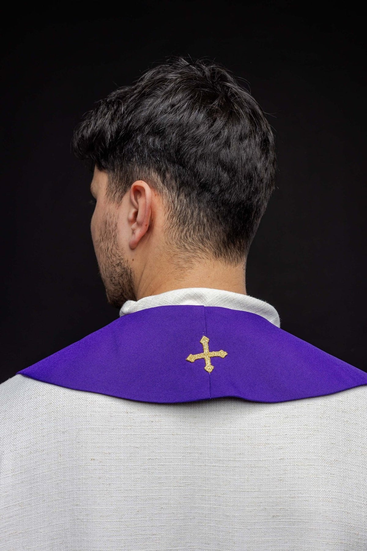 Purple priest stole back view with a small gold cross