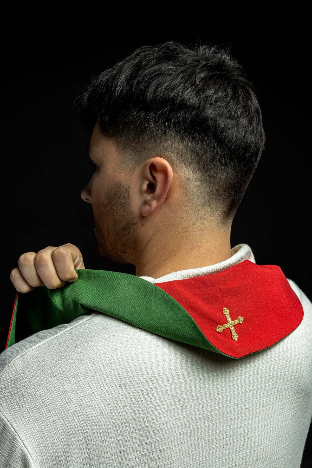 Green and red stole, back collar view with gold embroidered cross