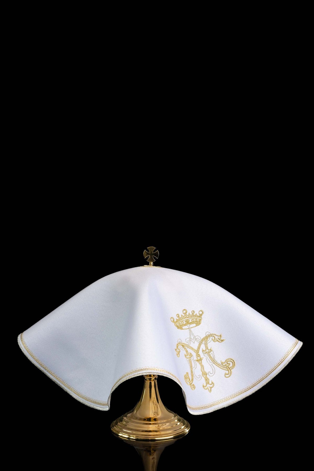 White ciborium veil back view with gold trim and gold Marian embroidery
