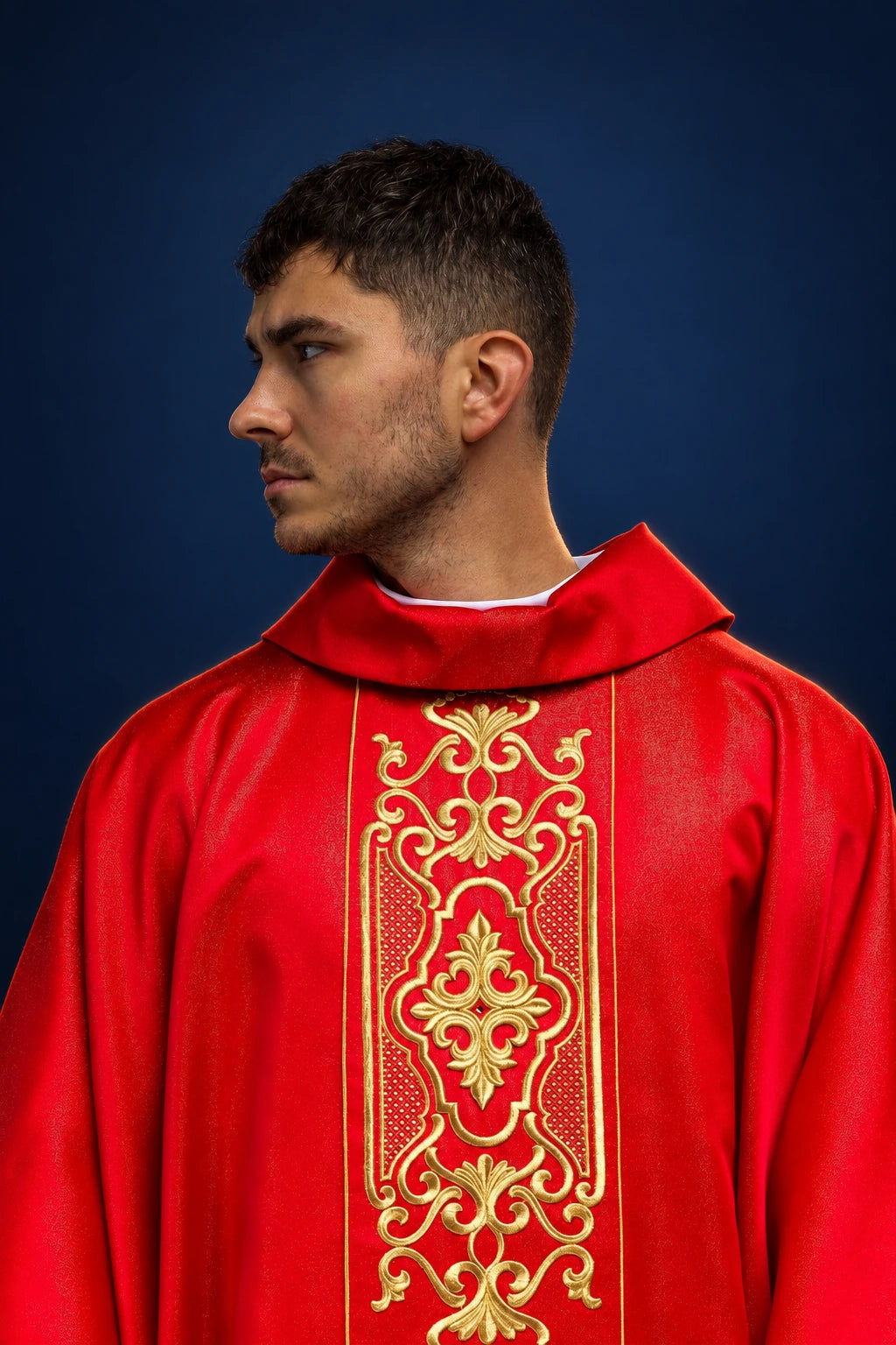 Red Shimmering Chasuble with Rich Embroidery in Gold Thread, front close-up with stand-up collar