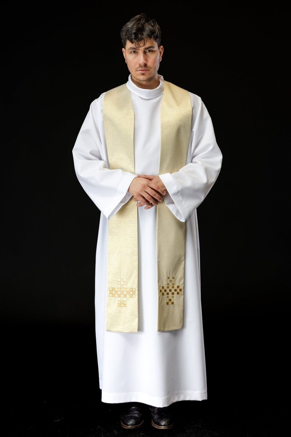 Embroidered ecru stole worn front-facing, showing both embroidered ends